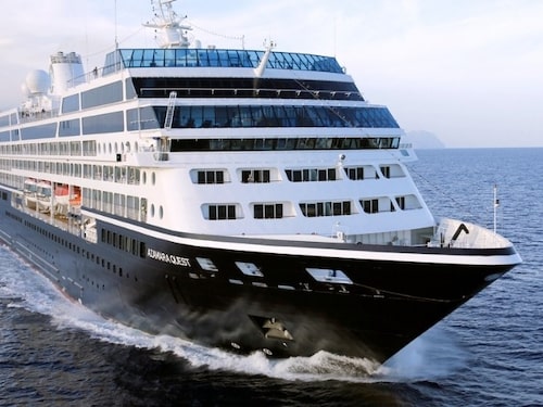 Read more about the article Azamara Quest
